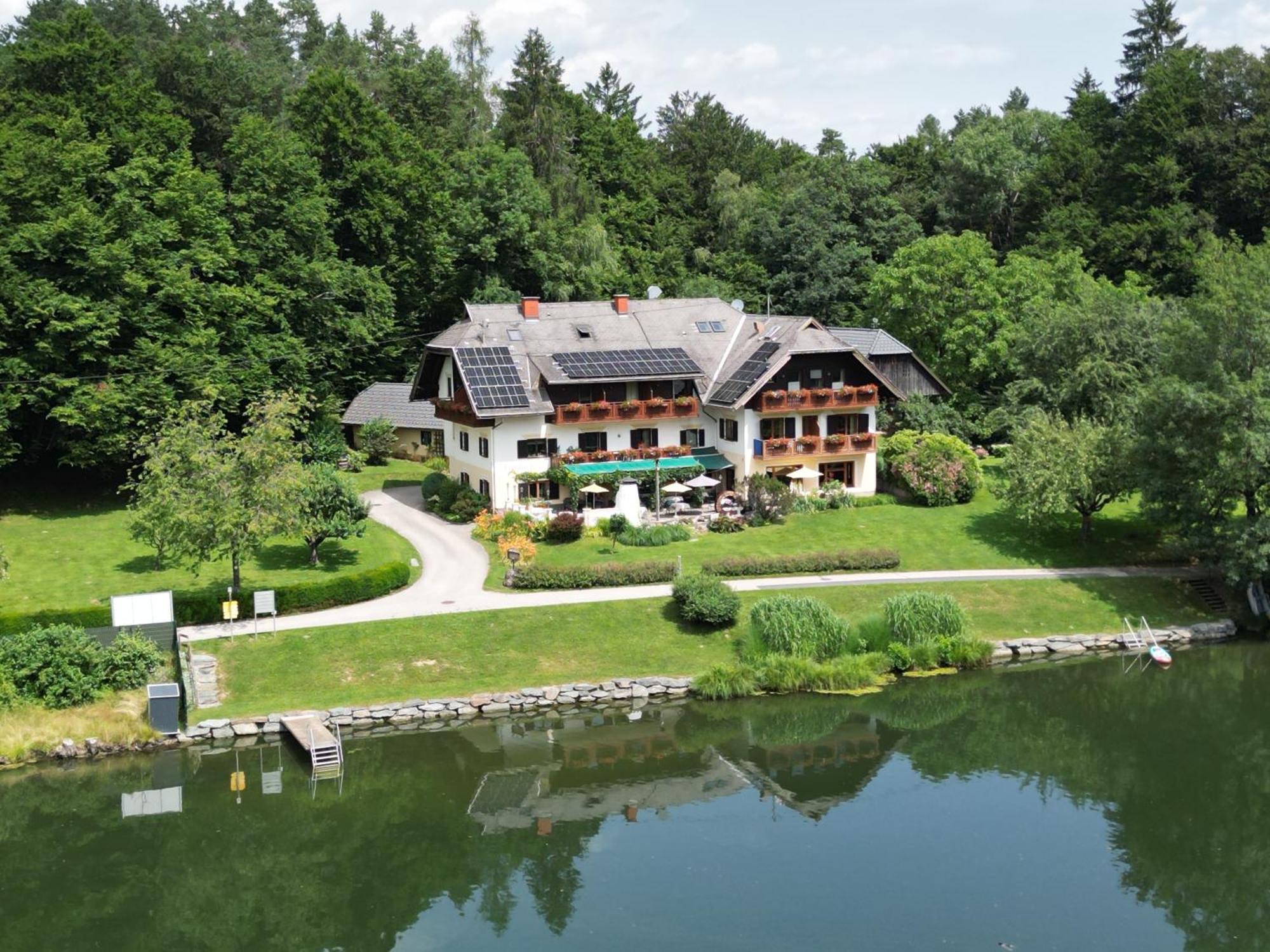 Landgasthof Trattnig Шифлинг-ам-Зе Экстерьер фото