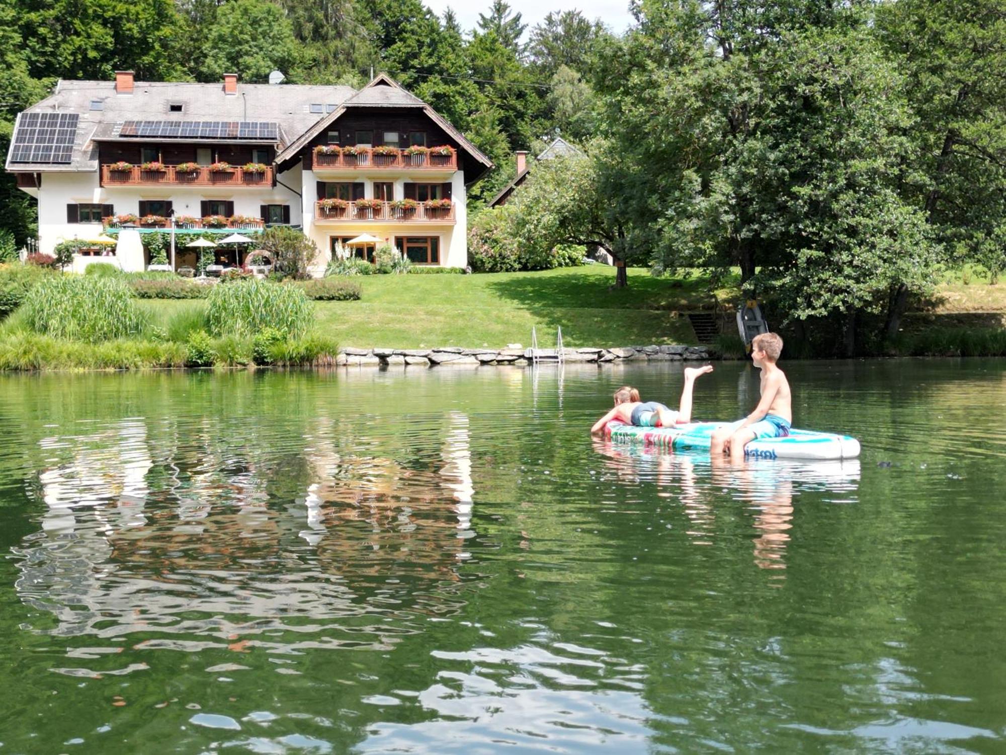 Landgasthof Trattnig Шифлинг-ам-Зе Экстерьер фото